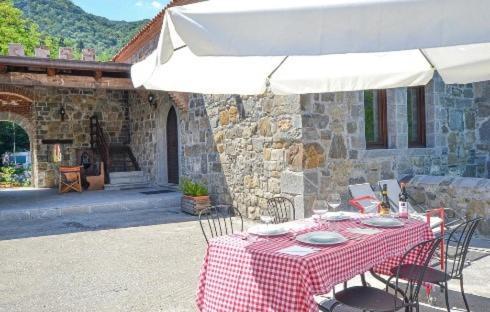 Incantevole Rifugio Nel Castello Di Ahrensperg Pulfero